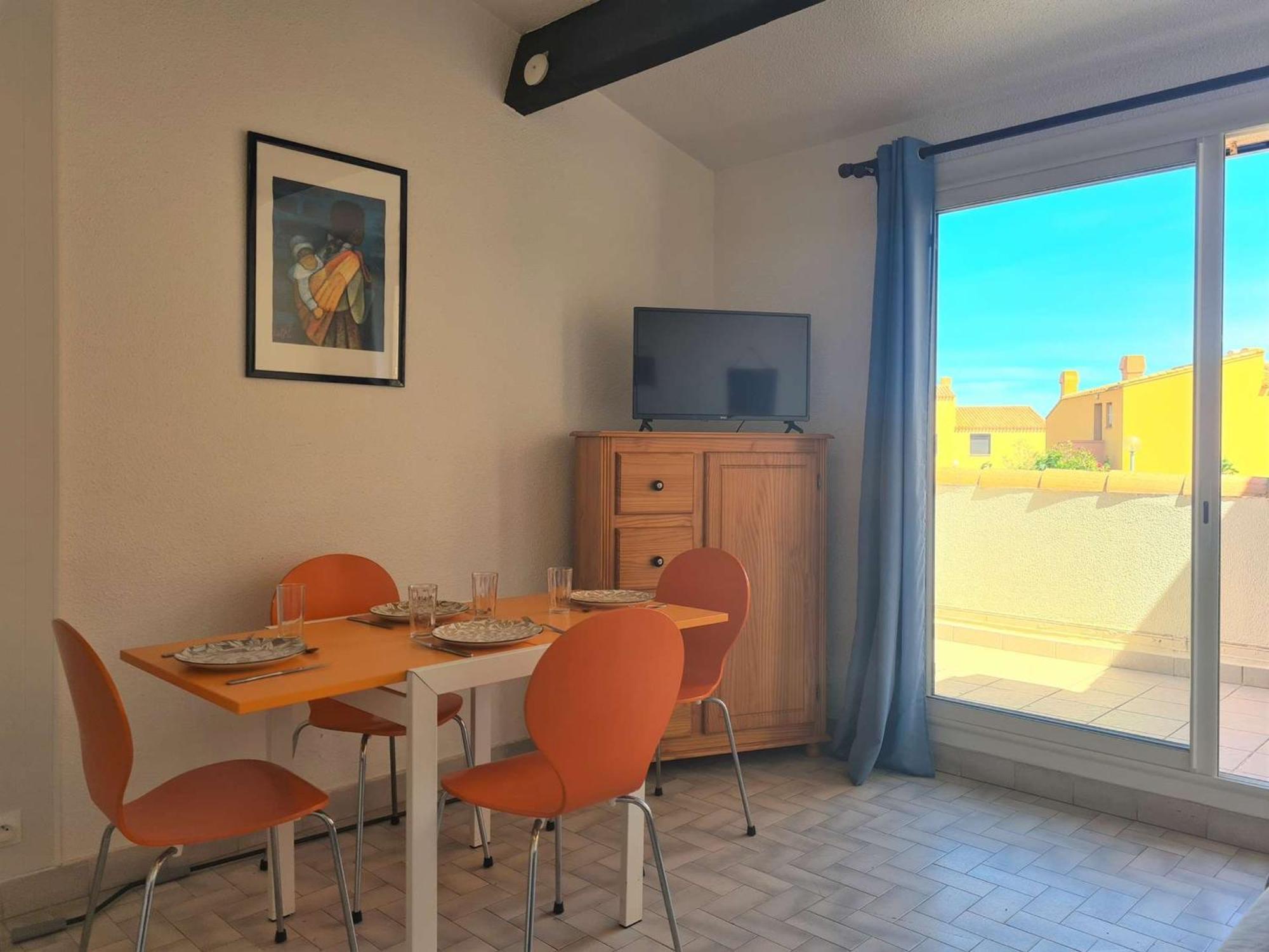 Appartement T2 Avec Parking Et Acces Direct A La Plage - Fr-1-249-129 Agde Luaran gambar